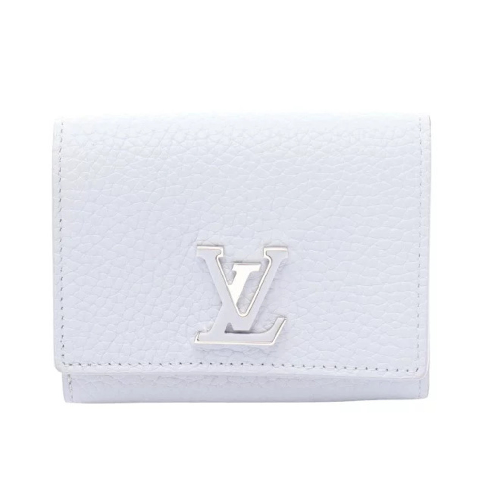Louis Vuitton Portefeuille Capucines Bi fold Wallet Leather Blue